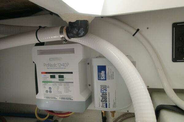 Back Cove 34O Yacht For Sale