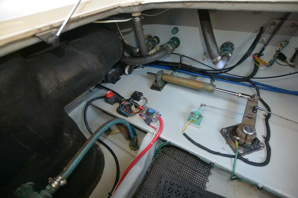 Standing By 40ft Mainship Yacht For Sale