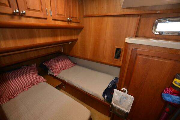 Mainship  Yacht For Sale