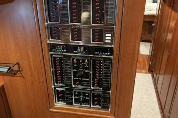 TRIUMPH 70ft Hylas Yacht For Sale