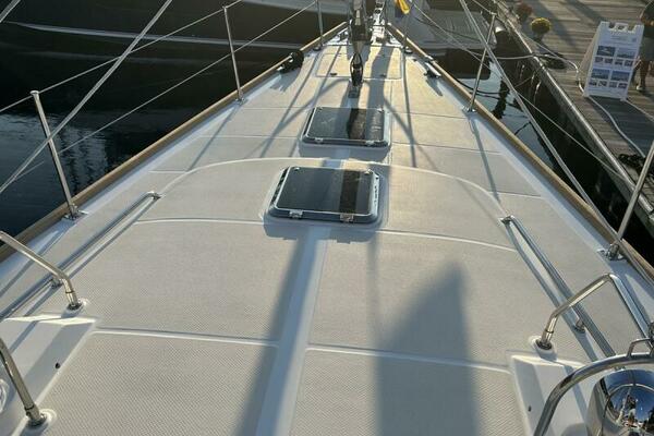 TRIUMPH 70ft Hylas Yacht For Sale