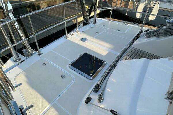 Hylas 70 Yacht For Sale