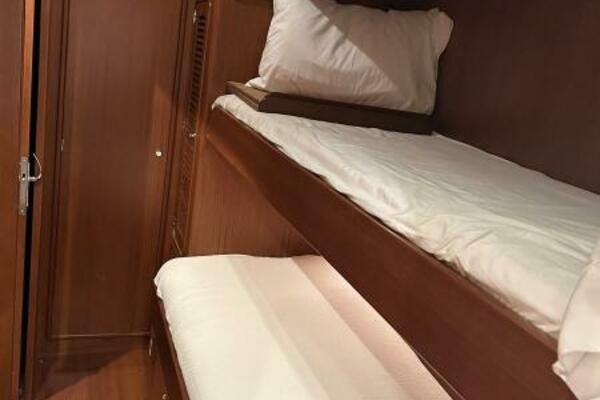 TRIUMPH 70ft Hylas Yacht For Sale