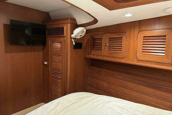 Hylas 70 Yacht For Sale