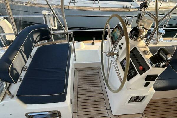 TRIUMPH 70ft Hylas Yacht For Sale
