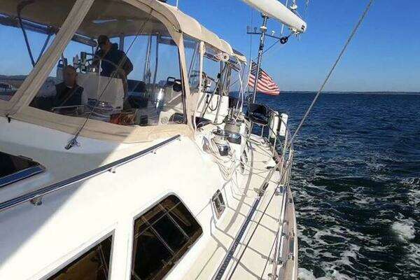 Hylas 70 Yacht For Sale