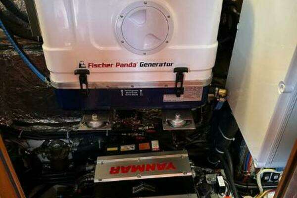 Hylas 70 Yacht For Sale