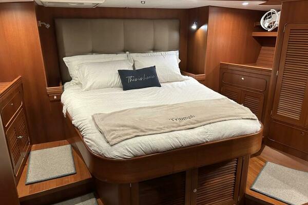 TRIUMPH 70ft Hylas Yacht For Sale