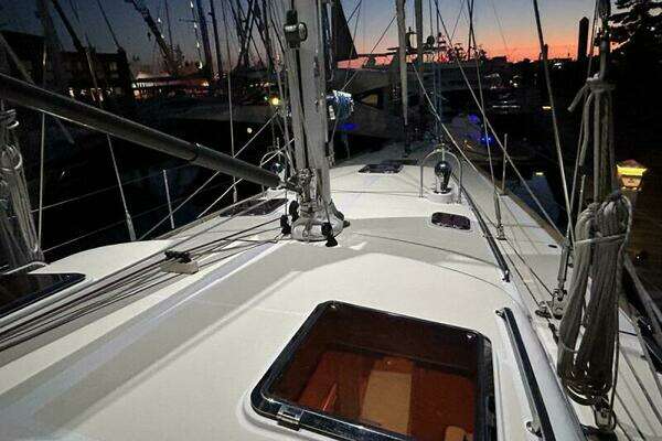 Hylas 70 Yacht For Sale