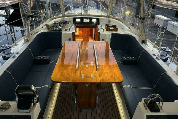 Hylas 70 Yacht For Sale