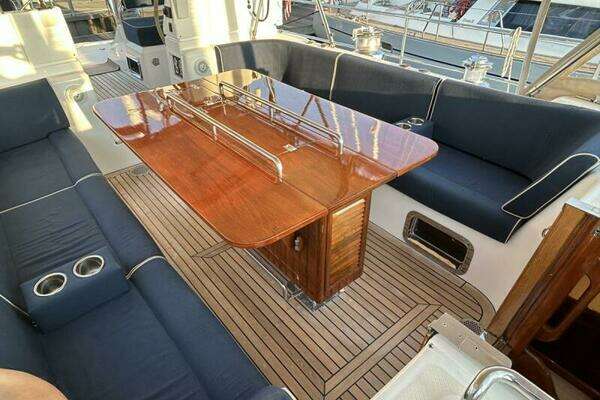 Hylas 70 Yacht For Sale