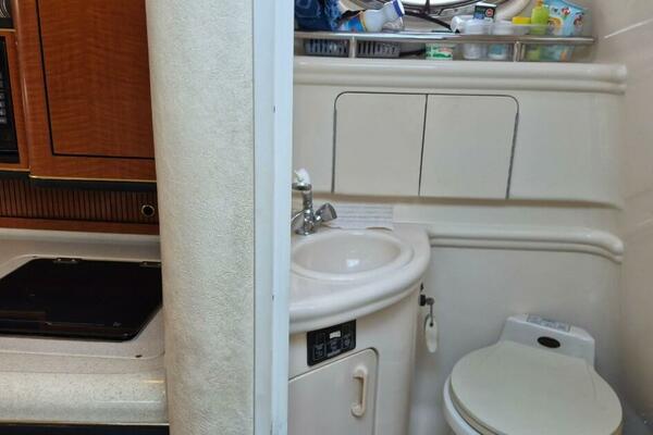 31ft Sea Ray Yacht For Sale