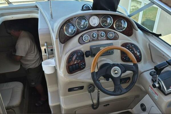 31ft Sea Ray Yacht For Sale