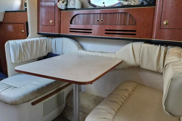 31ft Sea Ray Yacht For Sale