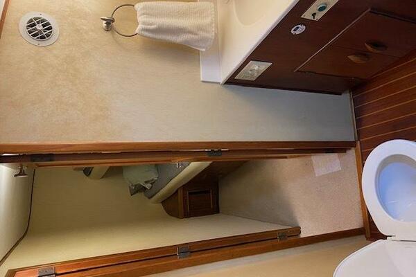 61ft Buddy Davis Yacht For Sale