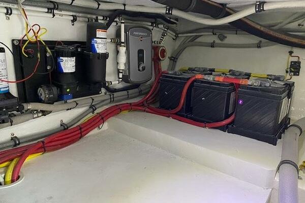 47ft Buddy Davis Yacht For Sale