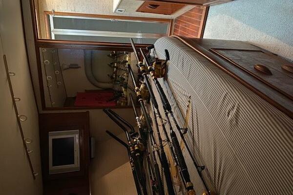 47ft Buddy Davis Yacht For Sale