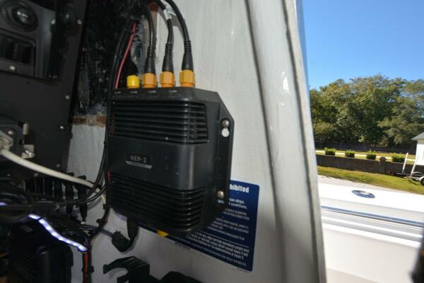 Hot Hooks 33ft Contender Yacht For Sale