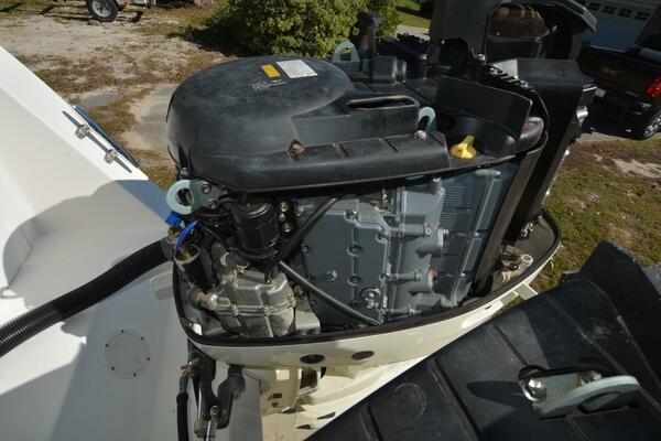 Hot Hooks 33ft Contender Yacht For Sale