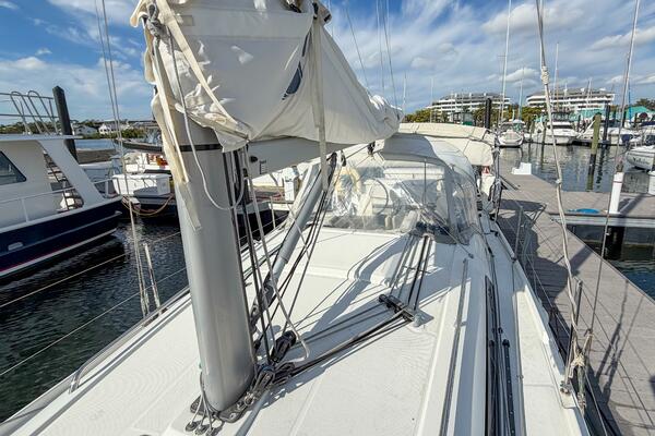 30ft Beneteau Yacht For Sale