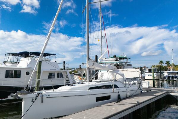 30ft Beneteau Yacht For Sale