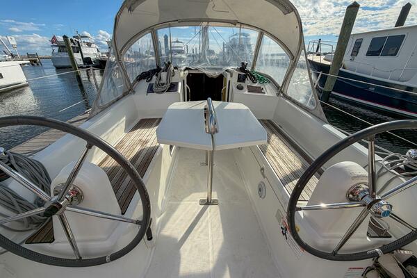 30ft Beneteau Yacht For Sale