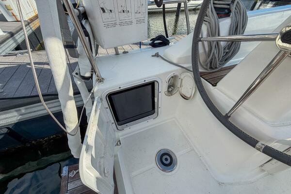 30ft Beneteau Yacht For Sale