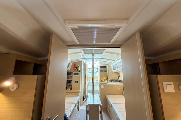30ft Beneteau Yacht For Sale