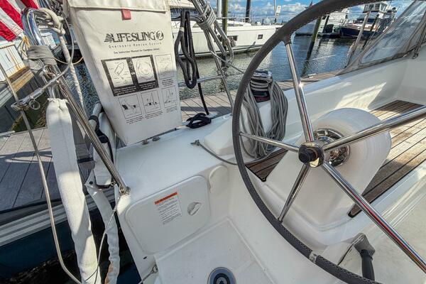 30ft Beneteau Yacht For Sale