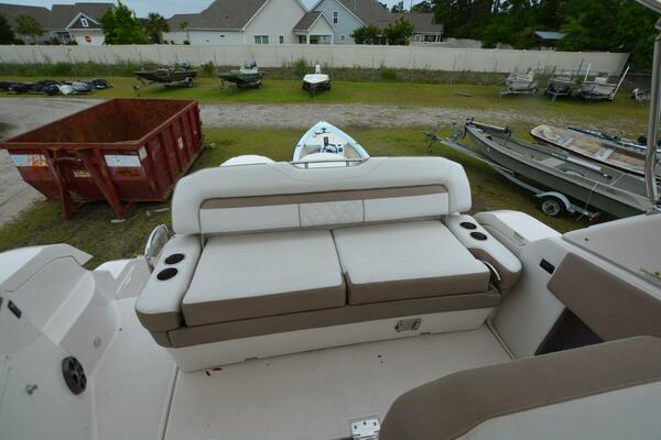 Mountaineer Mayhem 33ft Regal Yacht For Sale