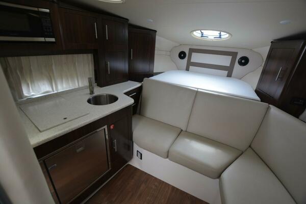 Mountaineer Mayhem 33ft Regal Yacht For Sale