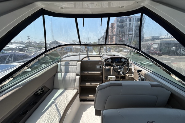 28ft Regal Yacht For Sale