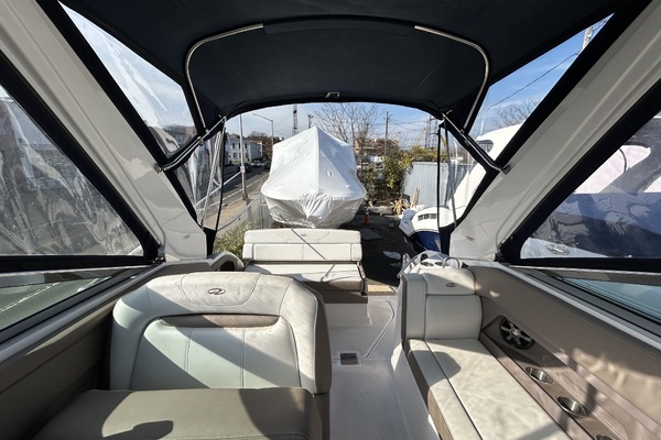 Photo of the 2017 Regal 28 Express