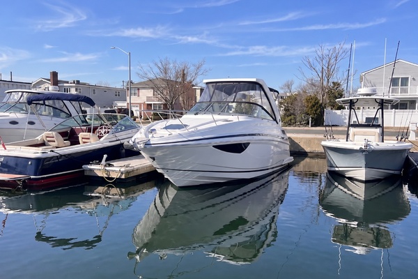 28ft Regal Yacht For Sale