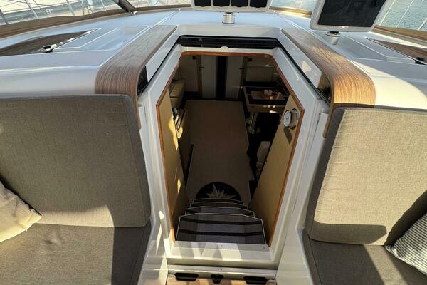 Limax II 65ft Jeanneau Yacht For Sale