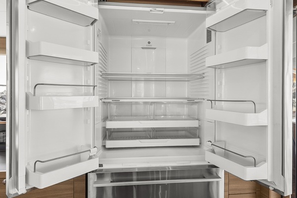 54ft Aquila Yacht For Sale