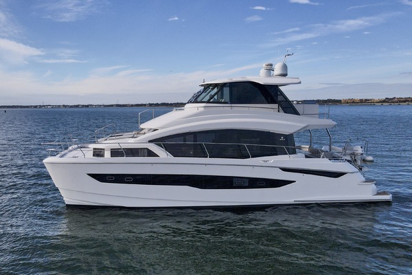 54ft Aquila Yacht For Sale