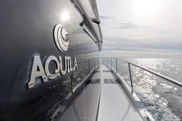 Aquila 54 Yacht For Sale