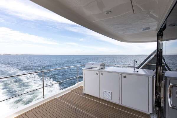 Aquila 54 Yacht For Sale