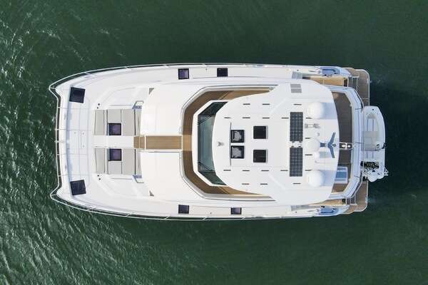 Aquila 54 Yacht For Sale