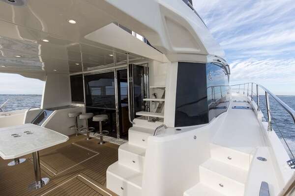 Aquila 54 Yacht For Sale
