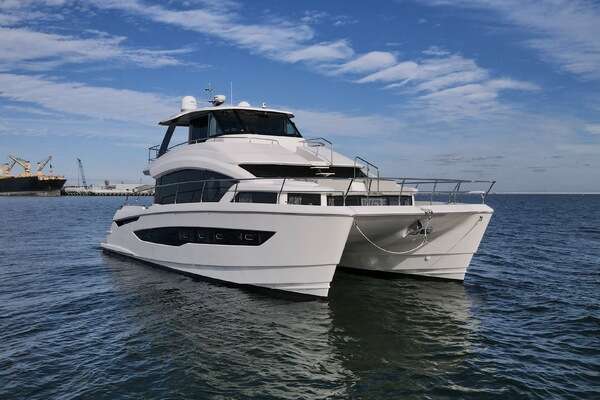 Aquila 54 Yacht For Sale