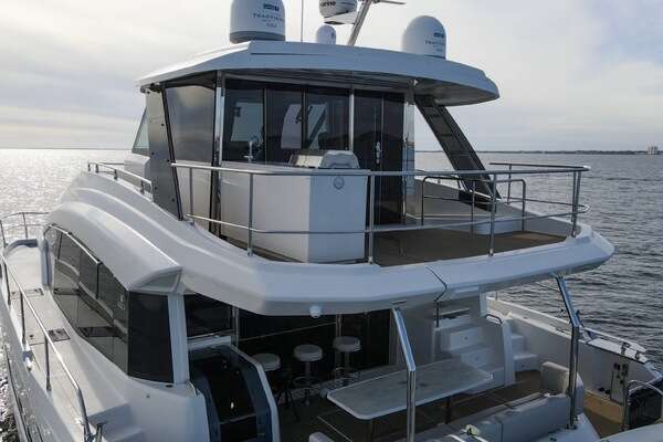 Aquila 54 Yacht For Sale