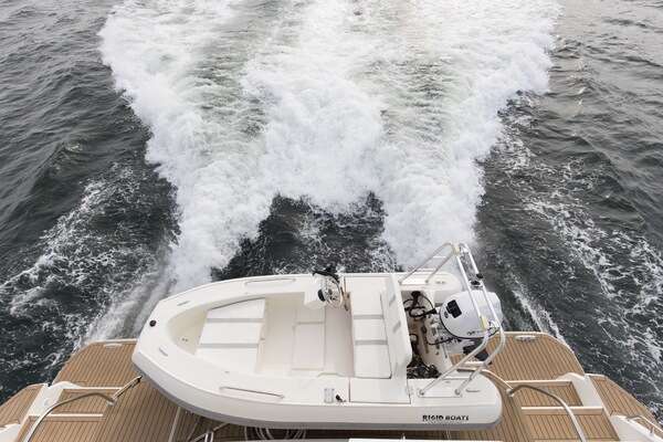 Aquila 54 Yacht For Sale