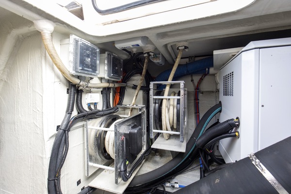 54ft Aquila Yacht For Sale