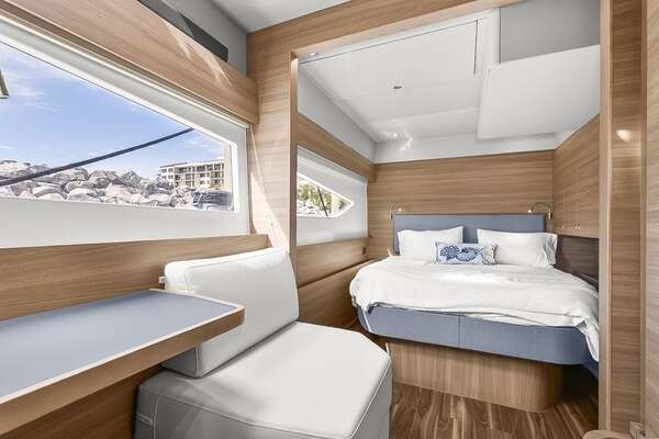 Aquila 54 Yacht For Sale