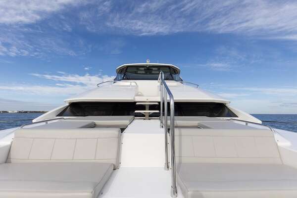 Aquila 54 Yacht For Sale
