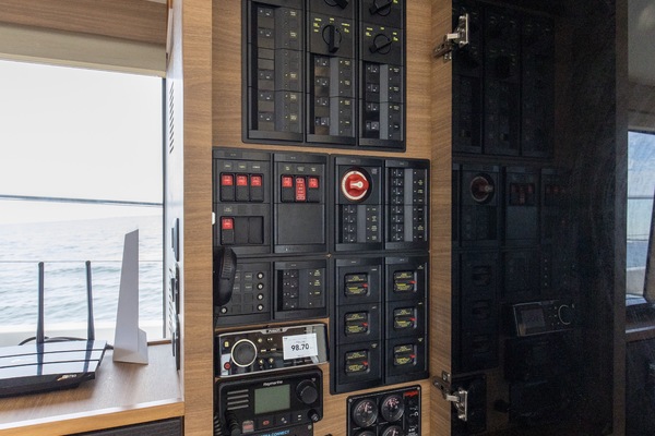 54ft Aquila Yacht For Sale