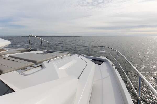 Aquila 54 Yacht For Sale