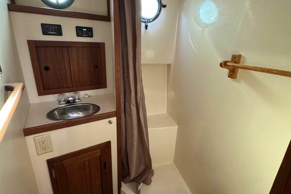 MISS VERMONT 32ft Nordic Tugs Yacht For Sale